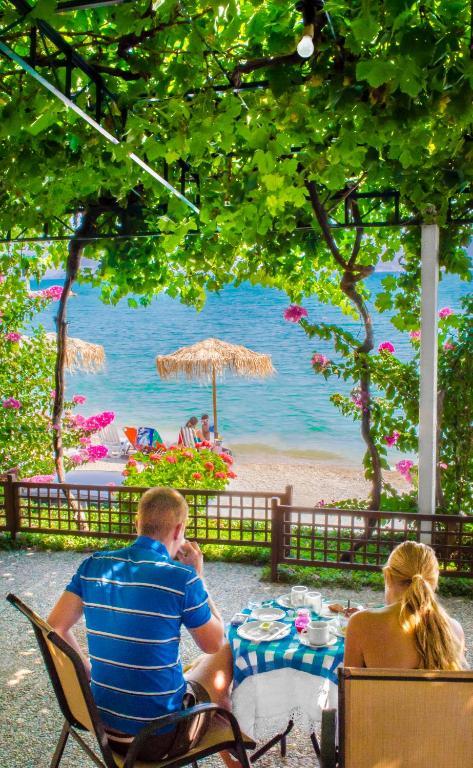Pension Zephyros Kivérion Buitenkant foto